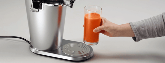 How a Slow Juicer Helps You Cut Down Sugary Drinks Naturally
