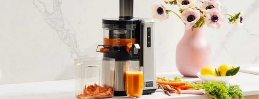 Juicing Myths Busted: What Your Fruit Juicer Blender Can’t Do That a Slow Juicer Can